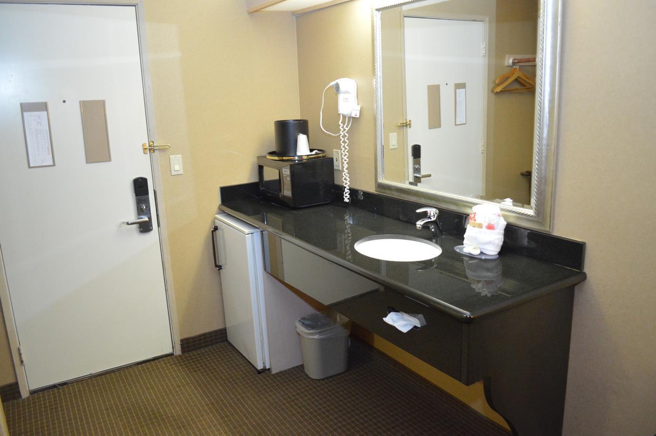 Briarwood Suites Portland Extérieur photo
